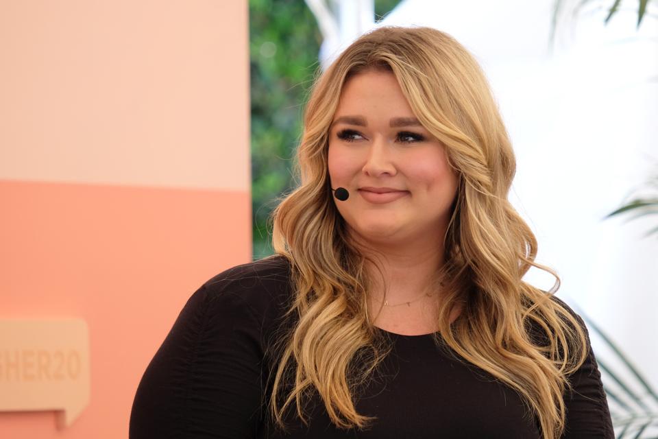 Model Hunter McGrady at the BlogHer20 Health Panel