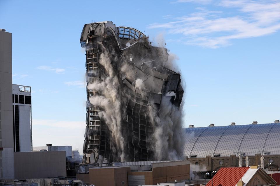 Former Trump Plaza Hotel and Casino demolished in Atlantic City