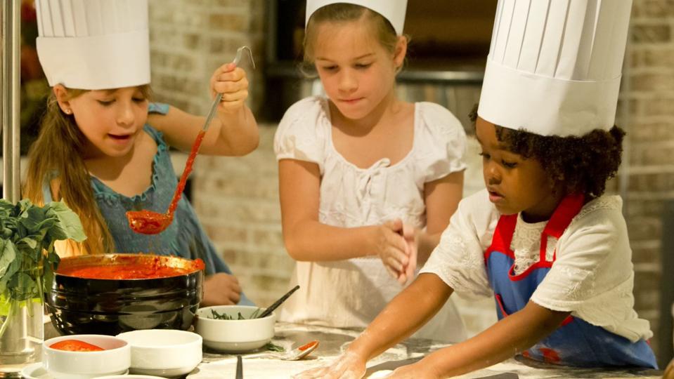 kids cooking