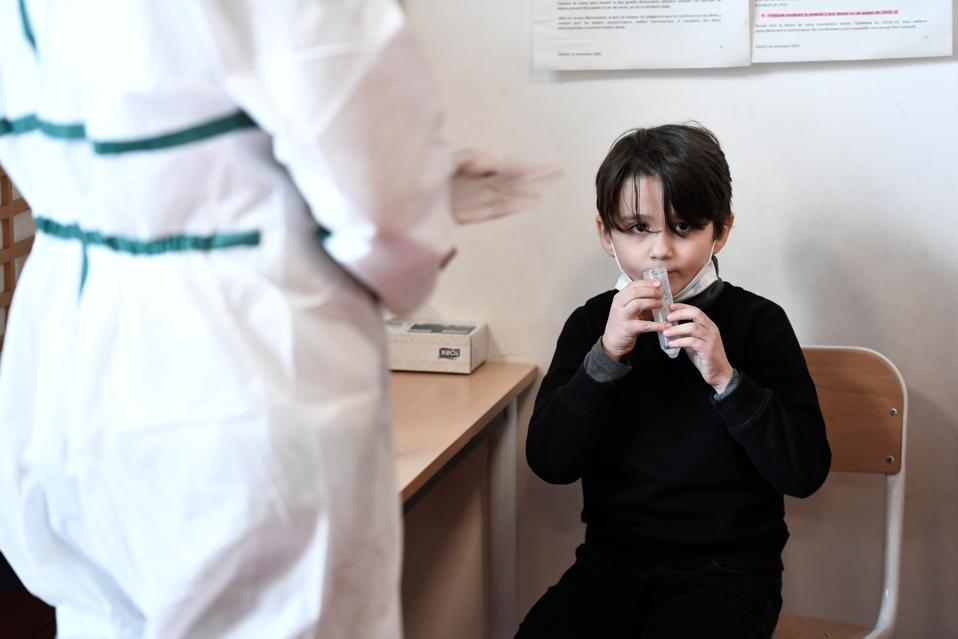 France starts testing for Covid-19 in schools on February 11, 2021.