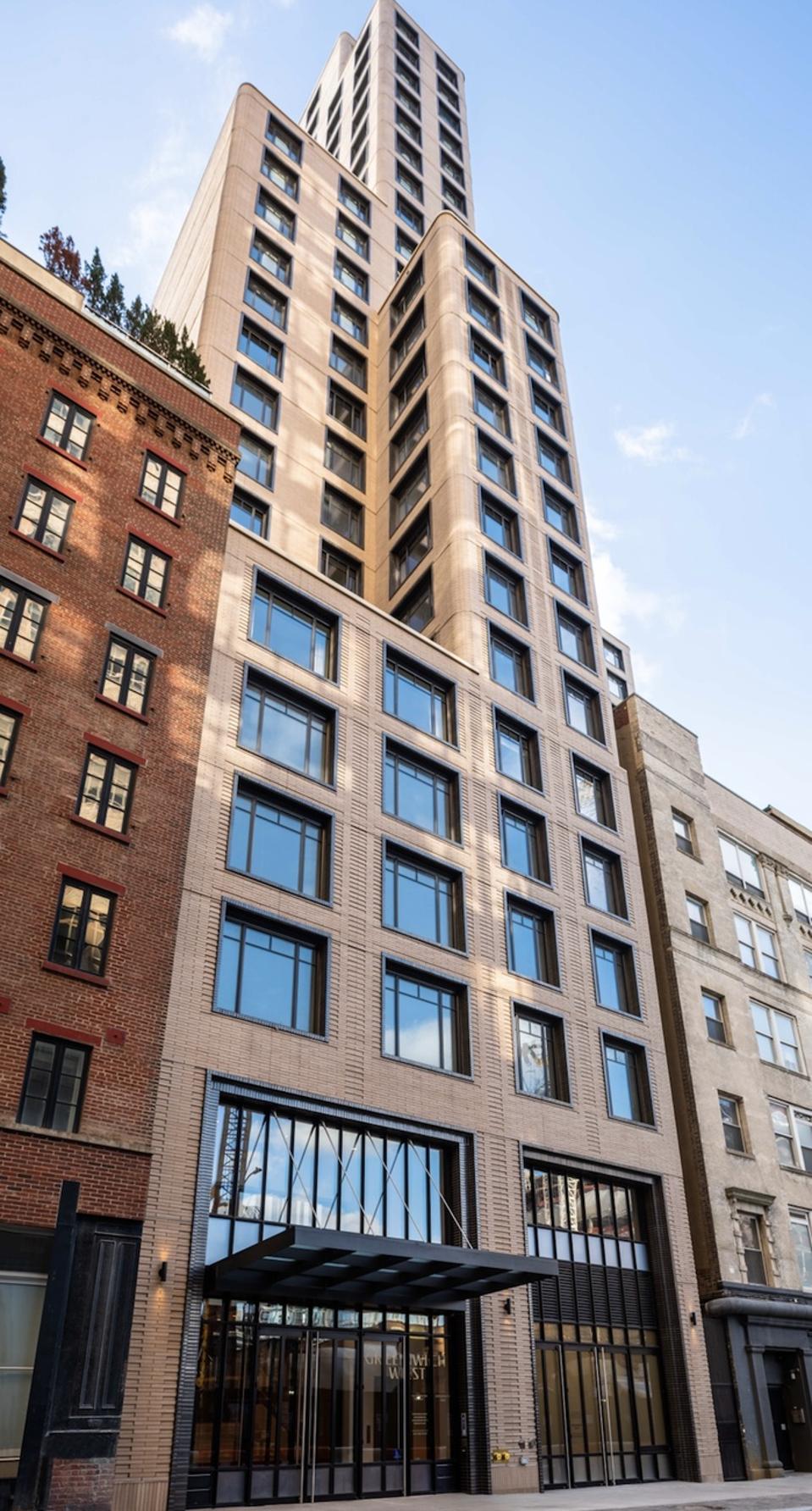 L'extérieur de Greenwich West.