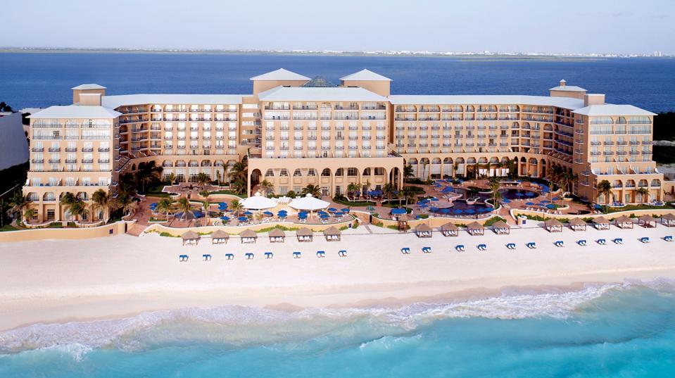 Ritz-Carlton Cancun Ted Cruz