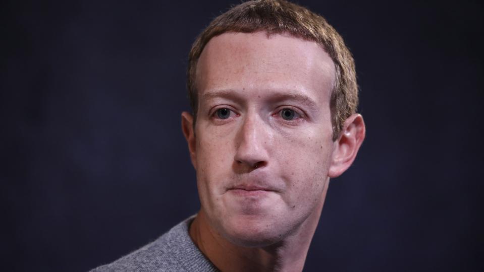 Facebook CEO Mark Zuckerberg And News Corp CEO Robert Thomson Debut Facebook News