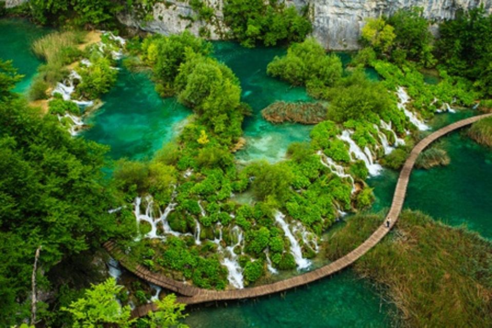 Caves and waterfalls