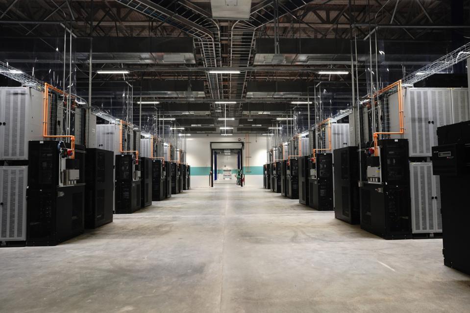 Inside The AES Alamitos Energy Center And Battery Storage Project