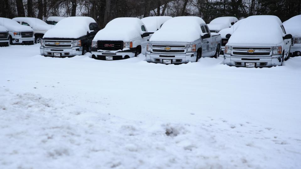 Washington DC faces messy winter storm