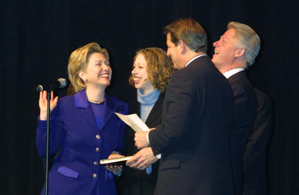 Hillary Clinton sworn in again