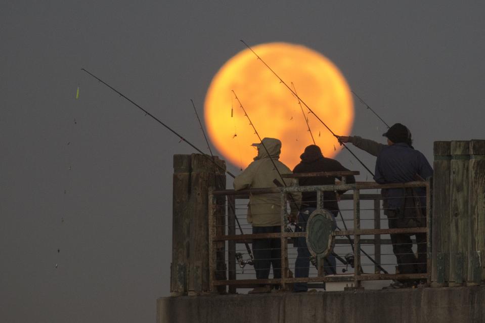 The ‘Hunter’s Moon’ Is About To Meet The ‘Seven Sisters’