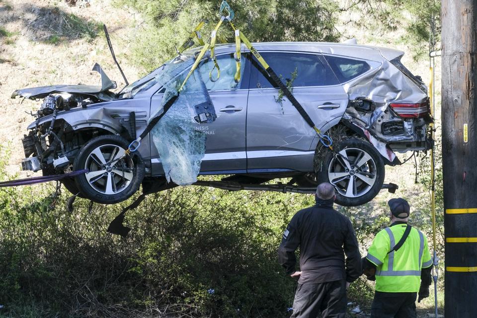 APTOPIX Tiger Woods Vehicle Crash Golf