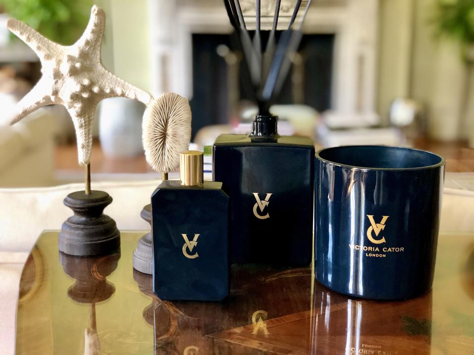 Victoria Cator, con un profumo di Pompei, ti porta in un viaggio in Italia