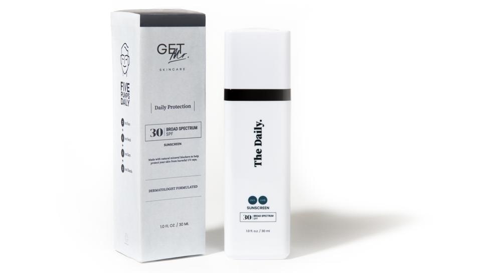 Men’s daily fragrance-free 3-in-1 skincare solution: moisturizer, aftershave with mineral broad spectrum SPF 30