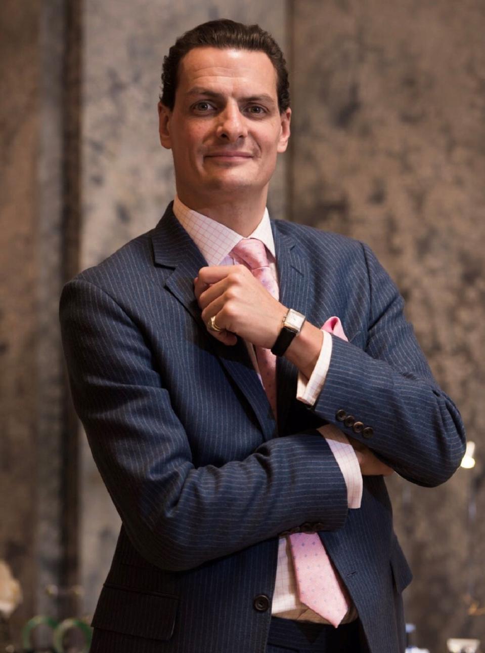 Graeme Thompson, worldwide head of Jewellery of Phillips Auctioneers