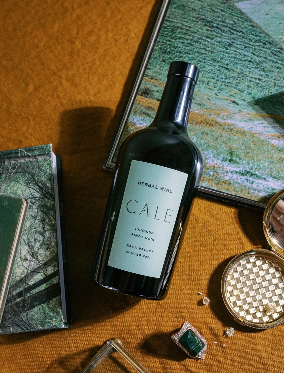 A bottle of wine with the label CALE.