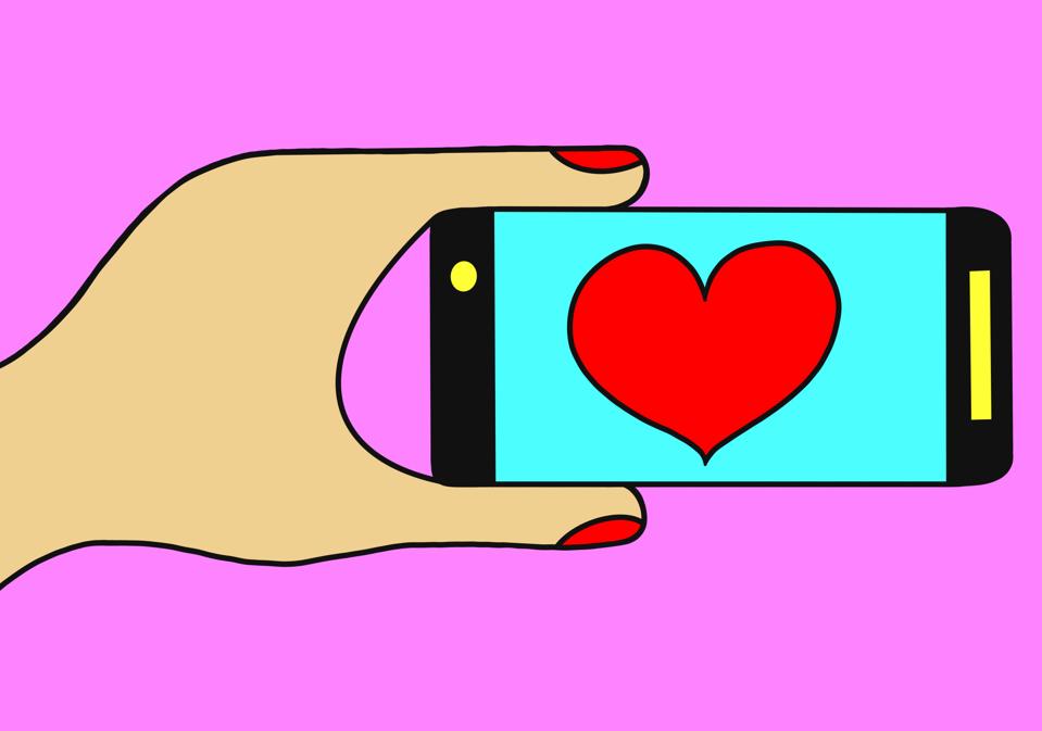 Drawing a hand holding a smartphone with heart