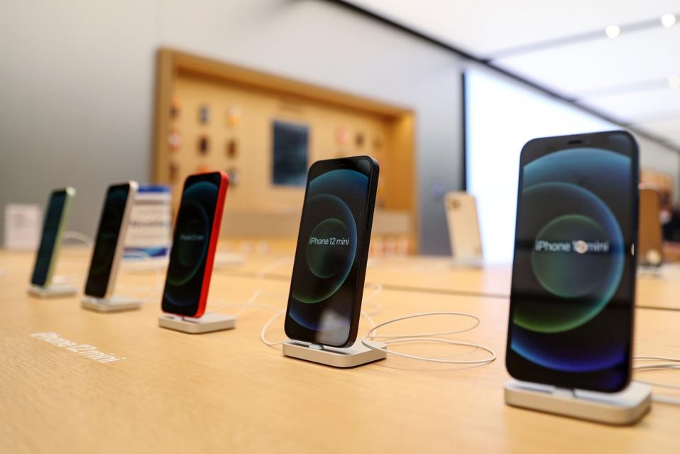 Release of the Apple iPhone 12 Pro Max and Mini Models in Stores