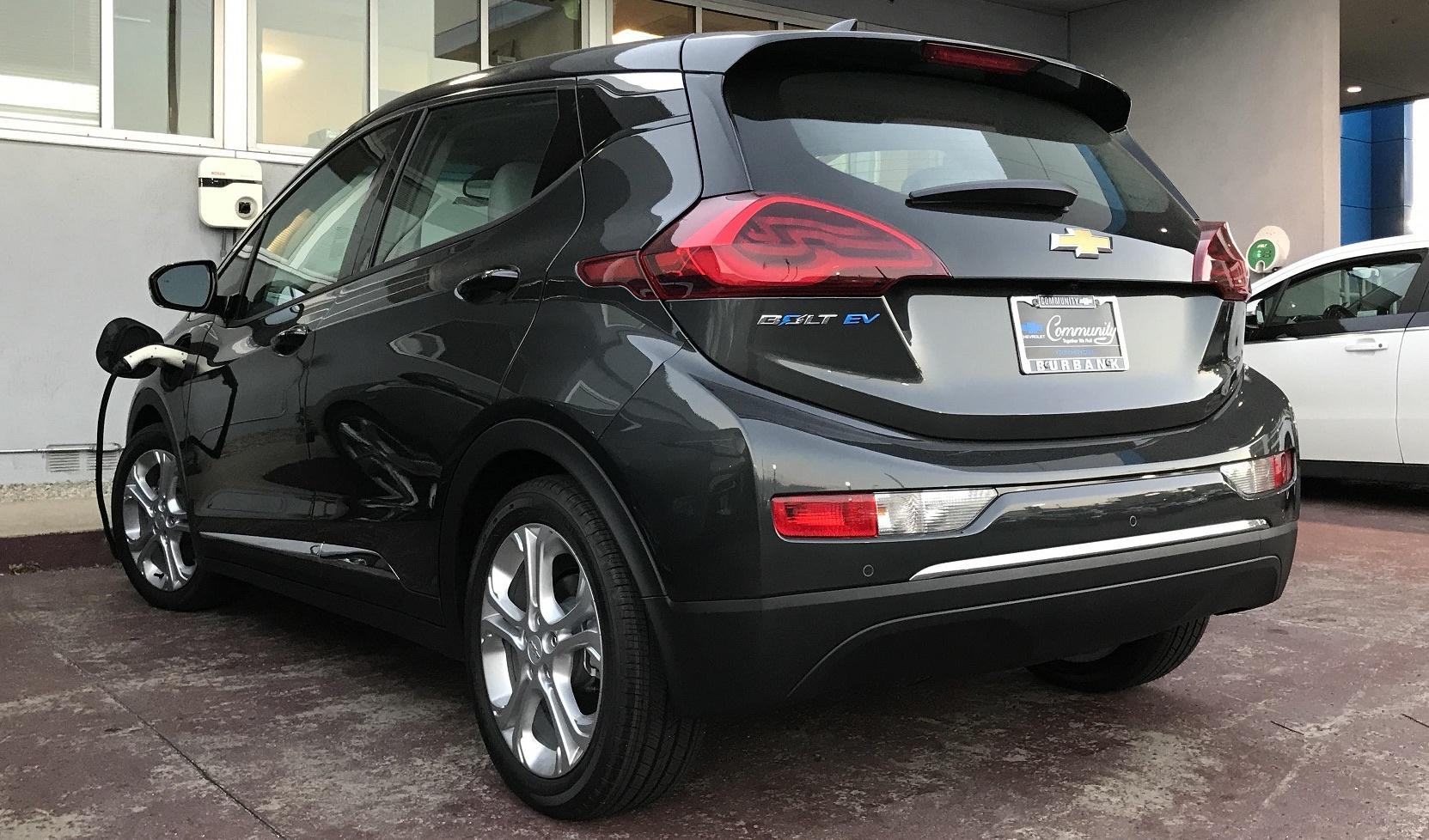 Summer 2021: Tesla Model 3 Or Chevy Bolt? Price Creep Vs Price Crash - Vimarsana News
