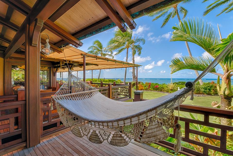 hammock and lanai at hawaii luxury home 3630 Anini Road