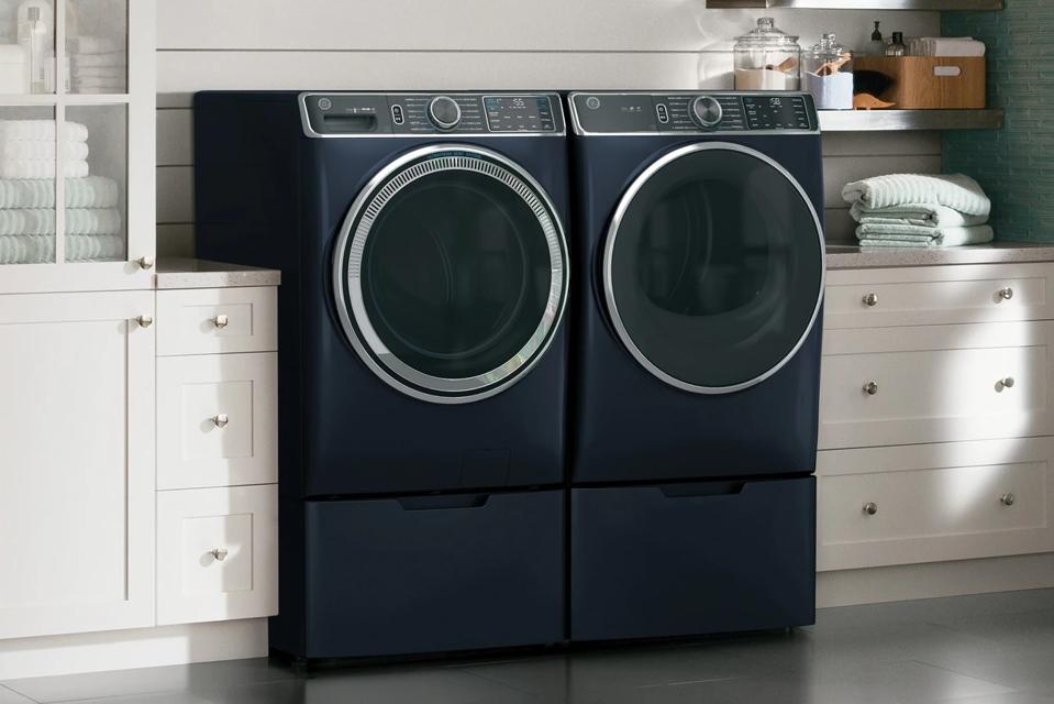 G.E. UltraFresh Vent System Front-Load Washer & Electric Dryer Set with OdorBlock