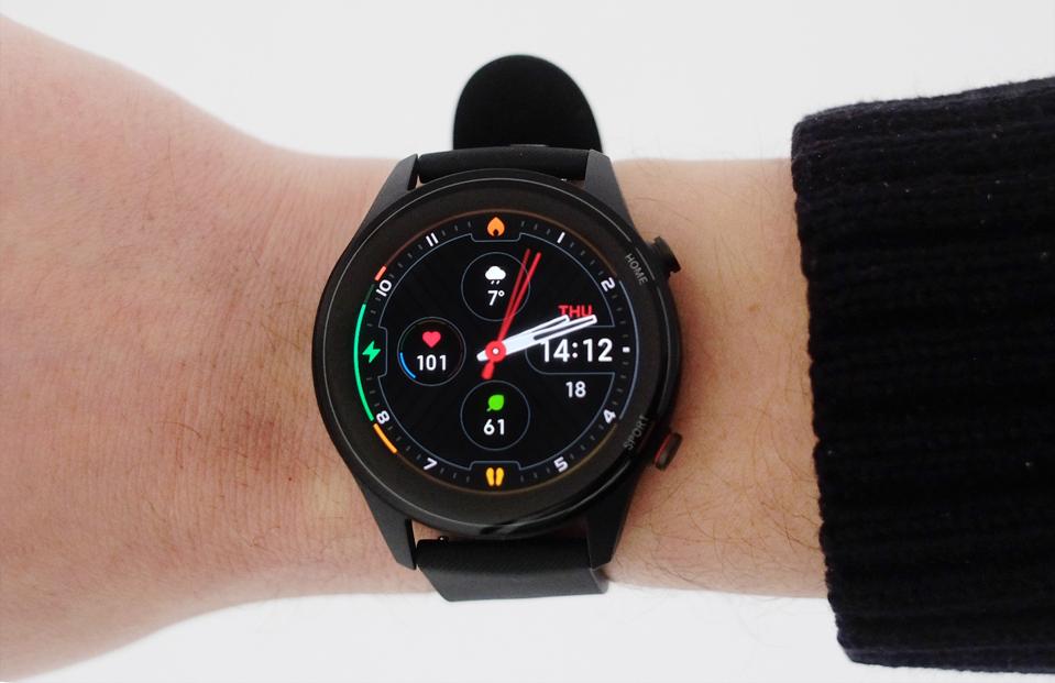 A photo of the Xiaomi Mi Watch on the writer's wrist.