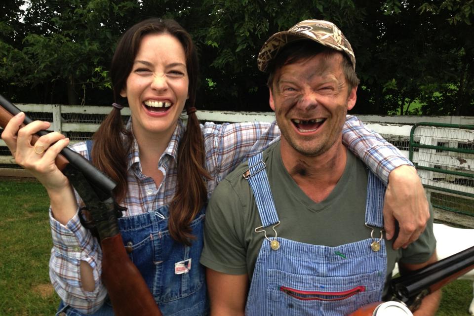 A photo of Liv Tyler and Steve Zahn in Kentucky