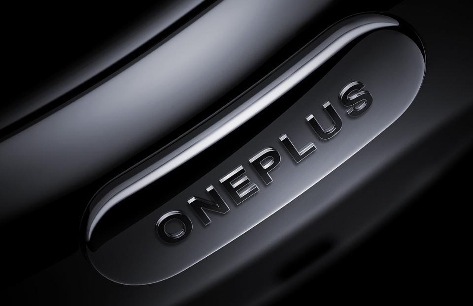 OnePlus is about to release a new smartwatch.