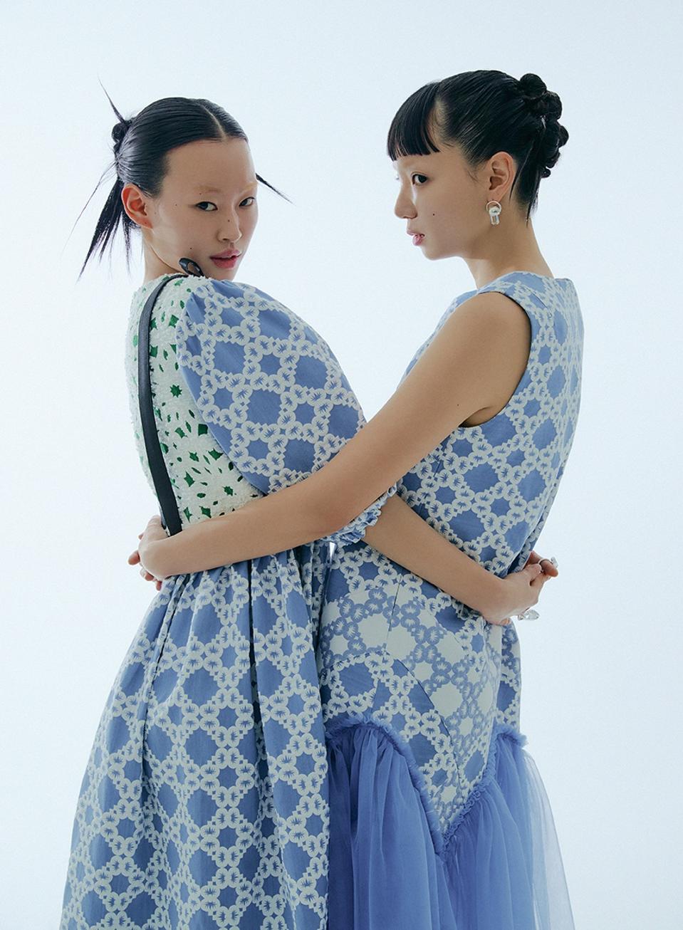 FW21 EDWARD의 크리스마스 룩, 민주 김.