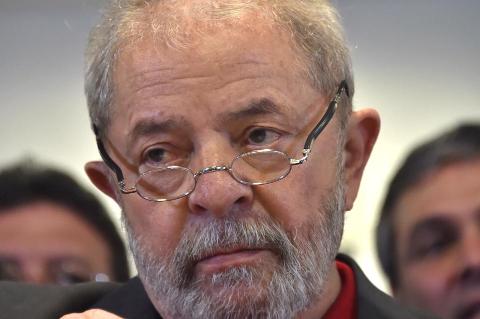 Lawyer s Powerpoint Slide Accidentally Creates A Classic Brazilian Meme