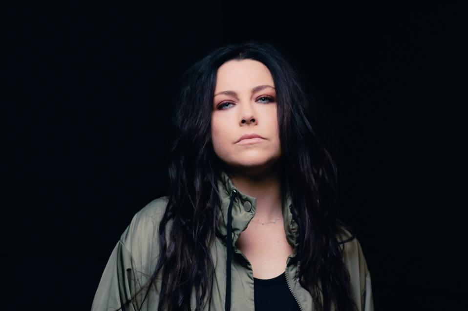 Amy Lee Got para The Bitter Truth