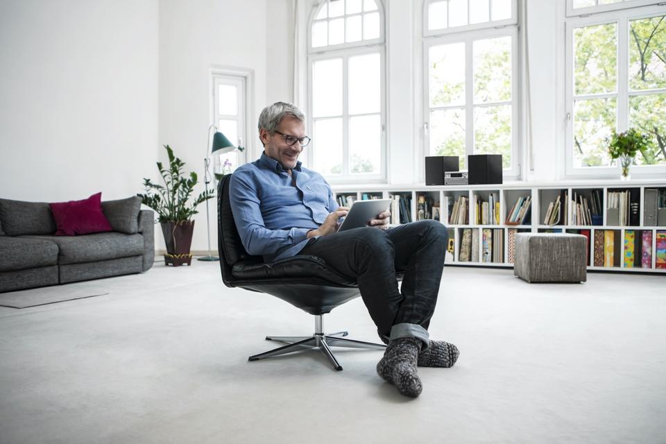 Panasonic Unveils Its New Premium Mini Hi-Fi System And Network Player