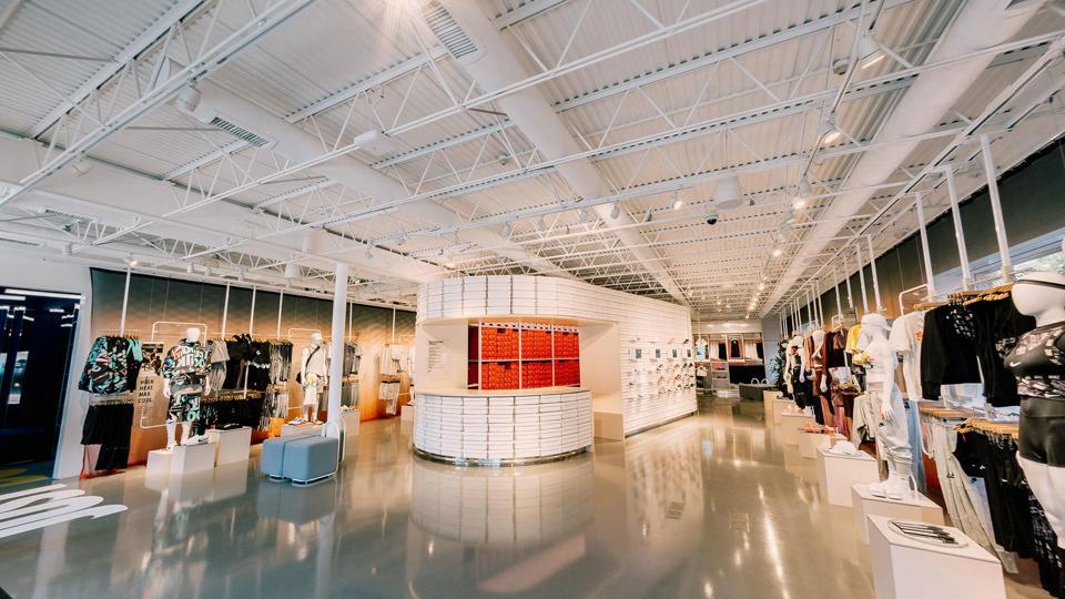 Nike by Melrose Introduced the Nike Live highly localized concept store.