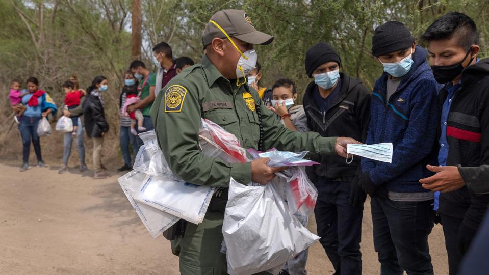 Migrants Cross Into Texas From Mexico