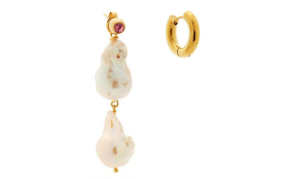 Mismatched Pearl Earrings by Timeless Pearly