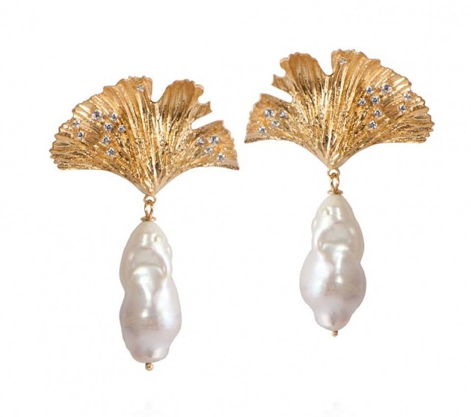 Love Potion Leaf & Pearl Earrings by Apples & Figs