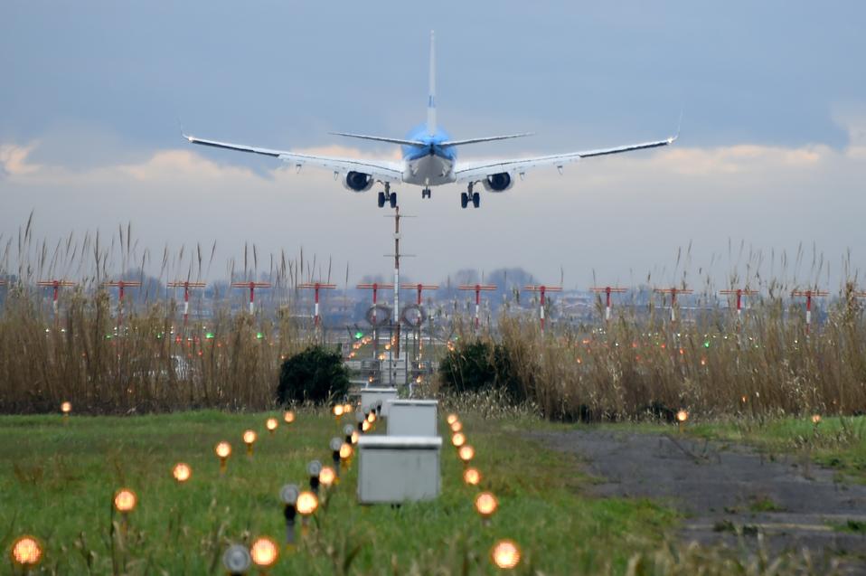Airplain to Leonardo da Vinci Fiumicino Airport