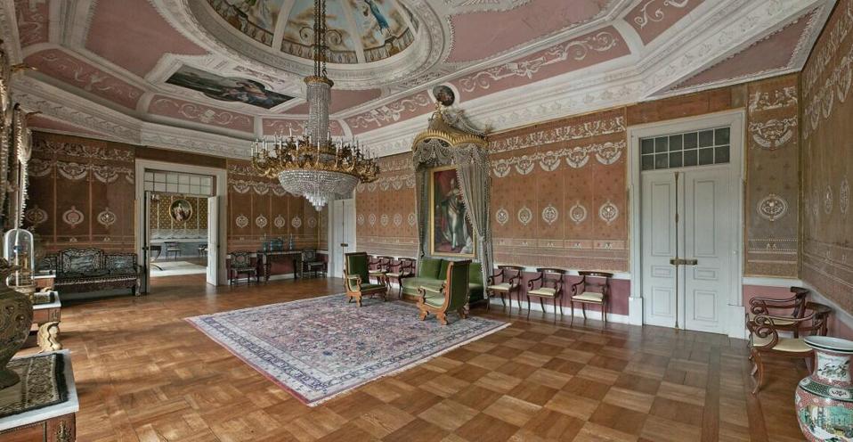 king's room with empire furniture at brejoeira palace portugal