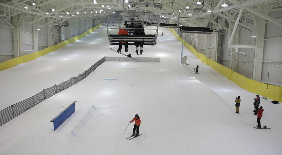 American Dream Mall Indoor Skiing