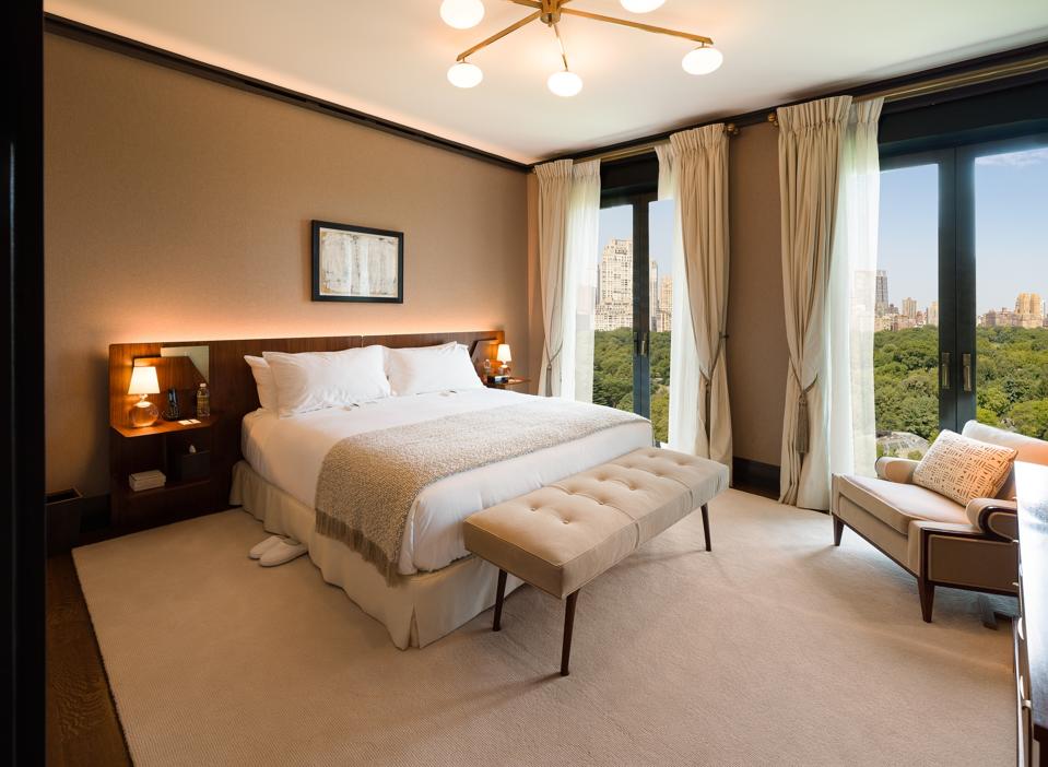 Each room, including the bedrooms, have stunning views of Central Park and the Manhattan skyline.