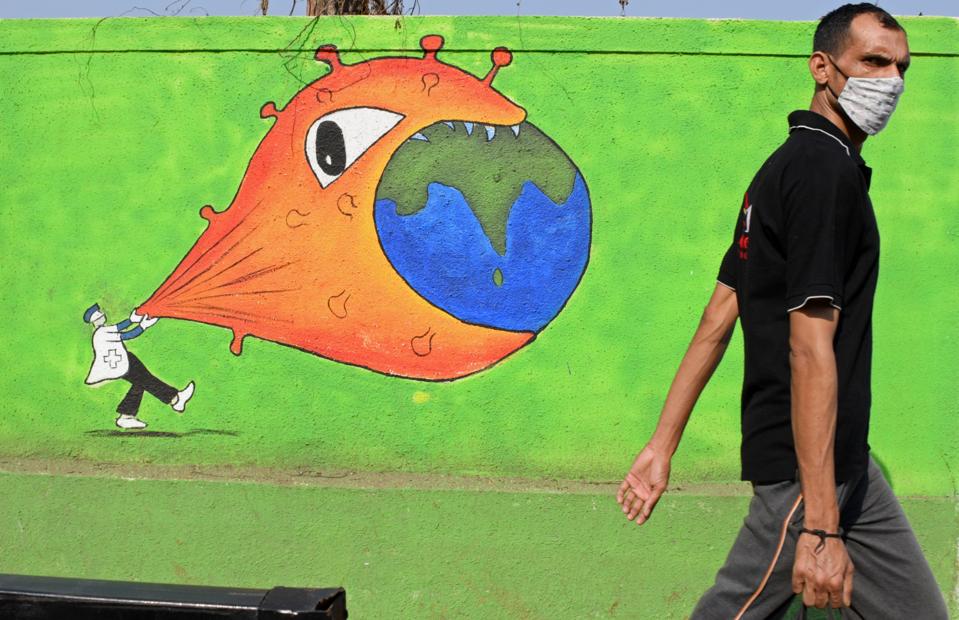 Many states relaxed travel restrictions and offered vaccines to adults aged 16+.