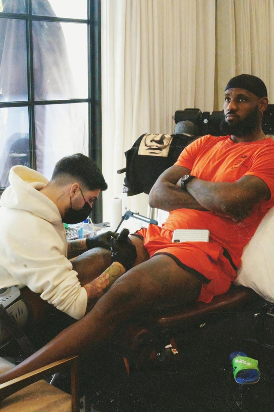 Ganga Tattoo tattooed LeBron James, an American professional basketball player for the Los Angeles Lakers of the NBA