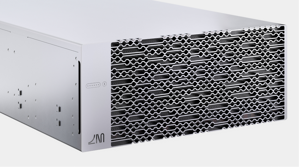 The Envise blade, by Lightmatter, offers 16 Envise chips in a 4U server configuration that uses only 3kW of power.