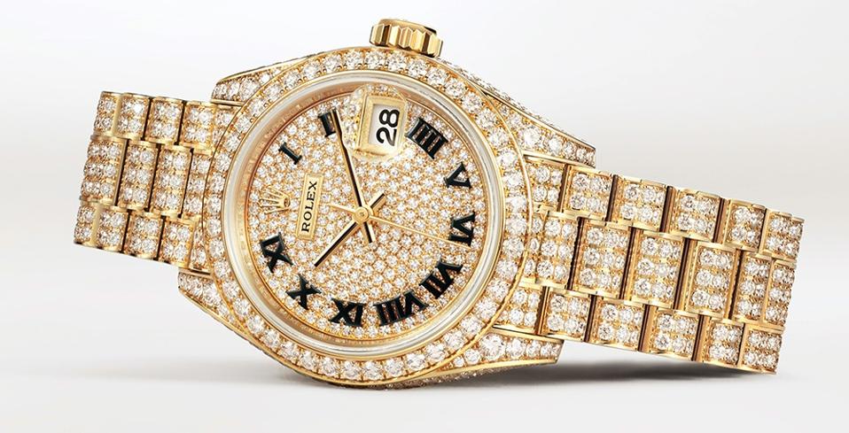 The Rolex Lady-Datejust is set with 1,089 diamonds.