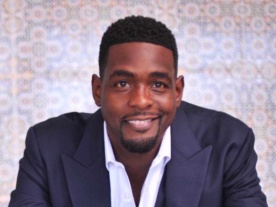 Chris Webber is partnering with Cashmere Agency to tell the Fab Five story.