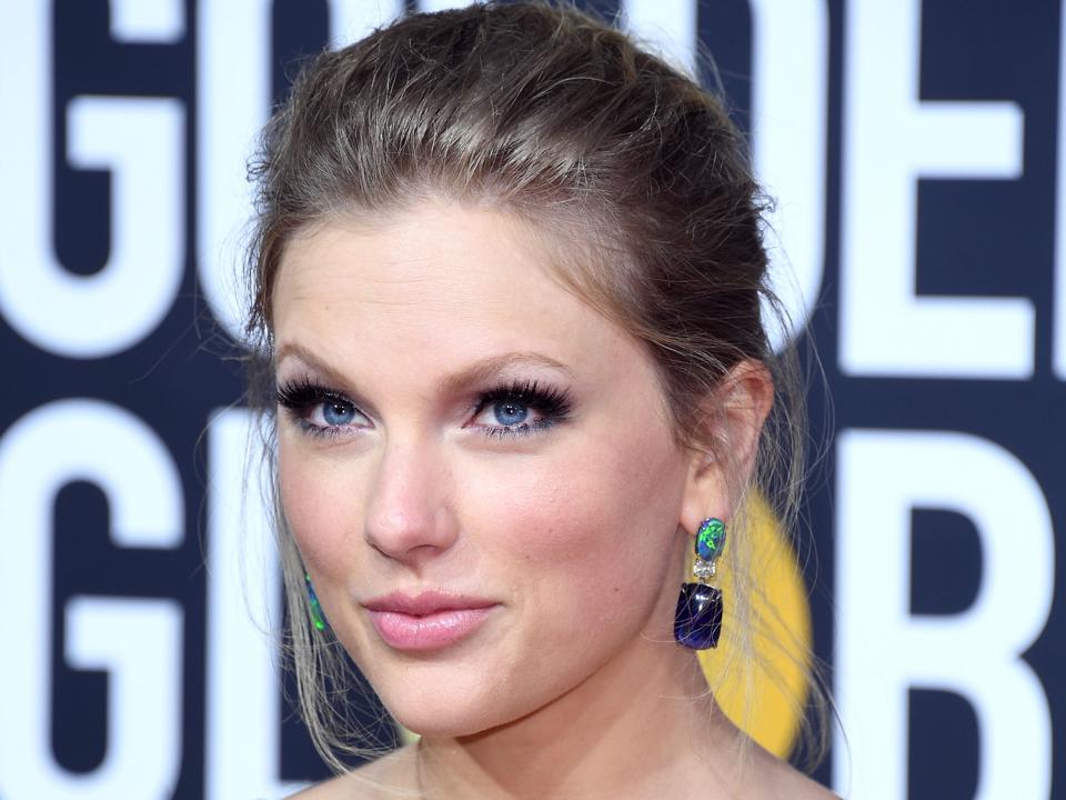 77th Annual Golden Globe Awards - Arrivals