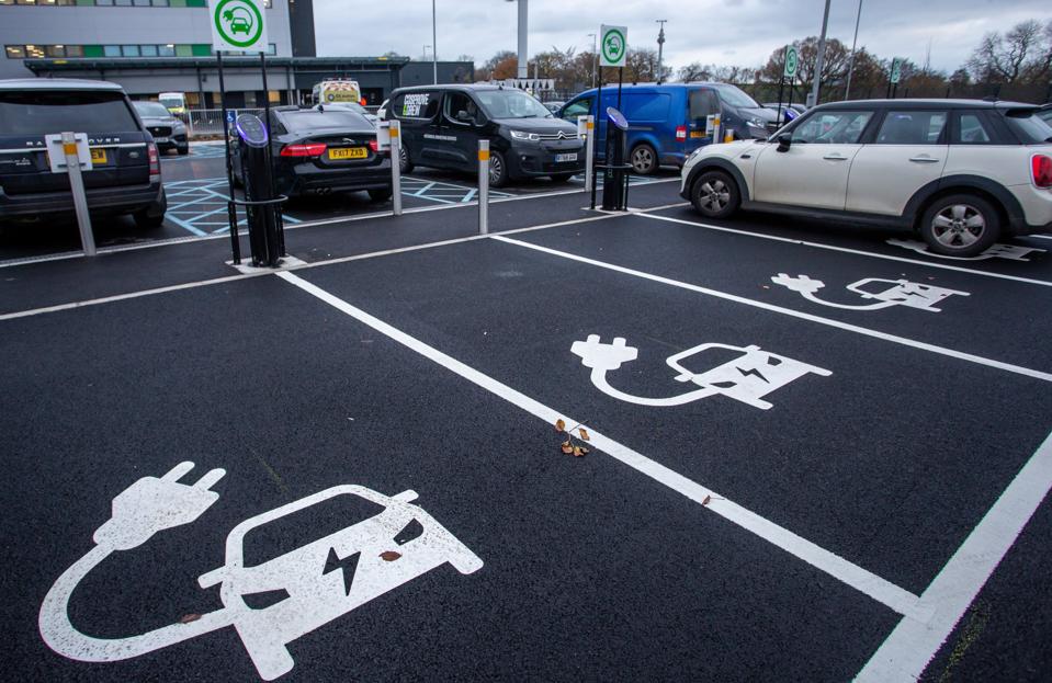 Infrastructure Plan Calls For 500,000 New Charging Stations. Let’s Not Screw It Up Like The First 80,000. 4 Wales Daily Life 2020
