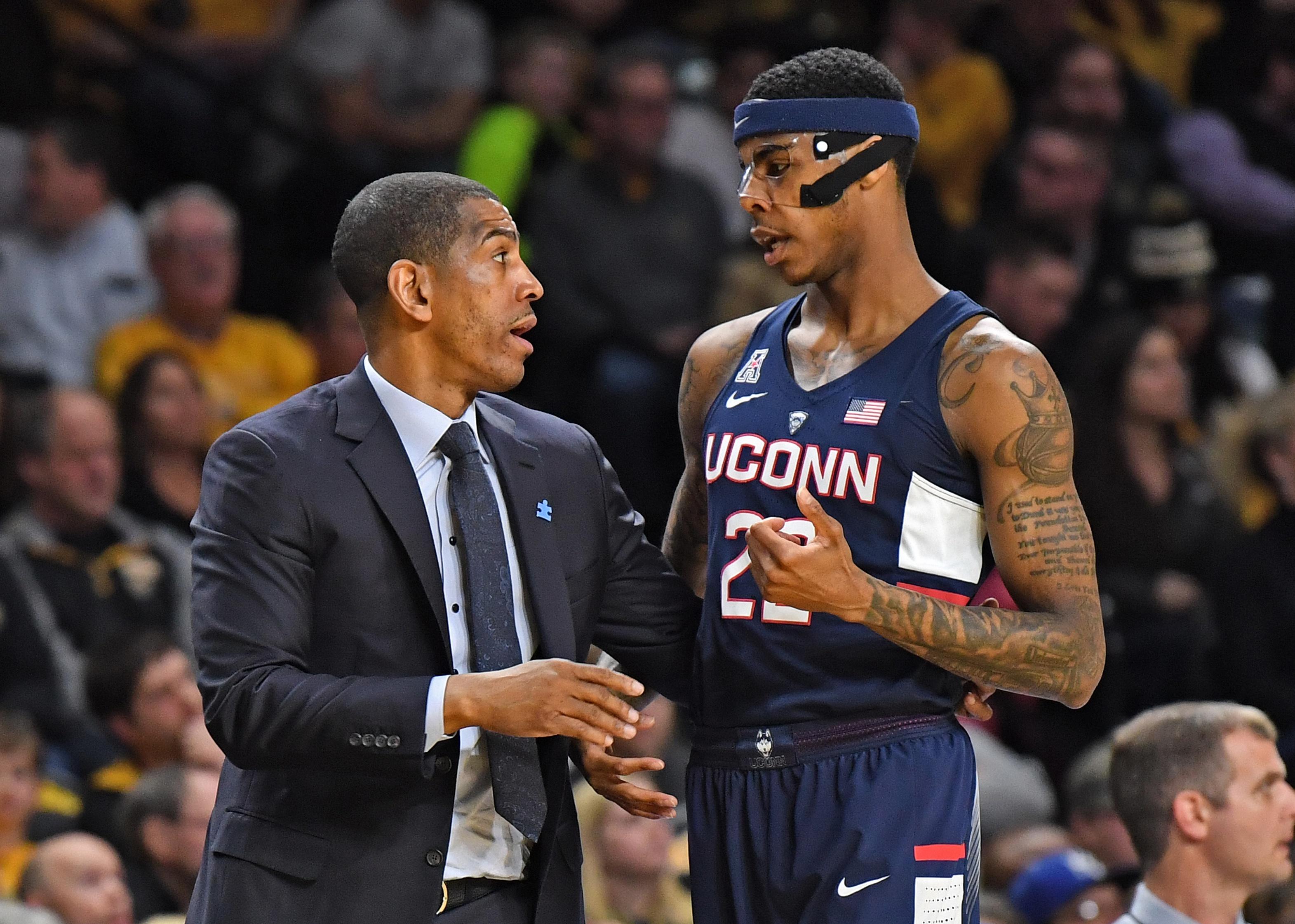 Former UConn Coach Kevin Ollie Named Head Coach For Overtime Elite, Which Will Pay High School Players $100,000 Salaries - Vimarsana News