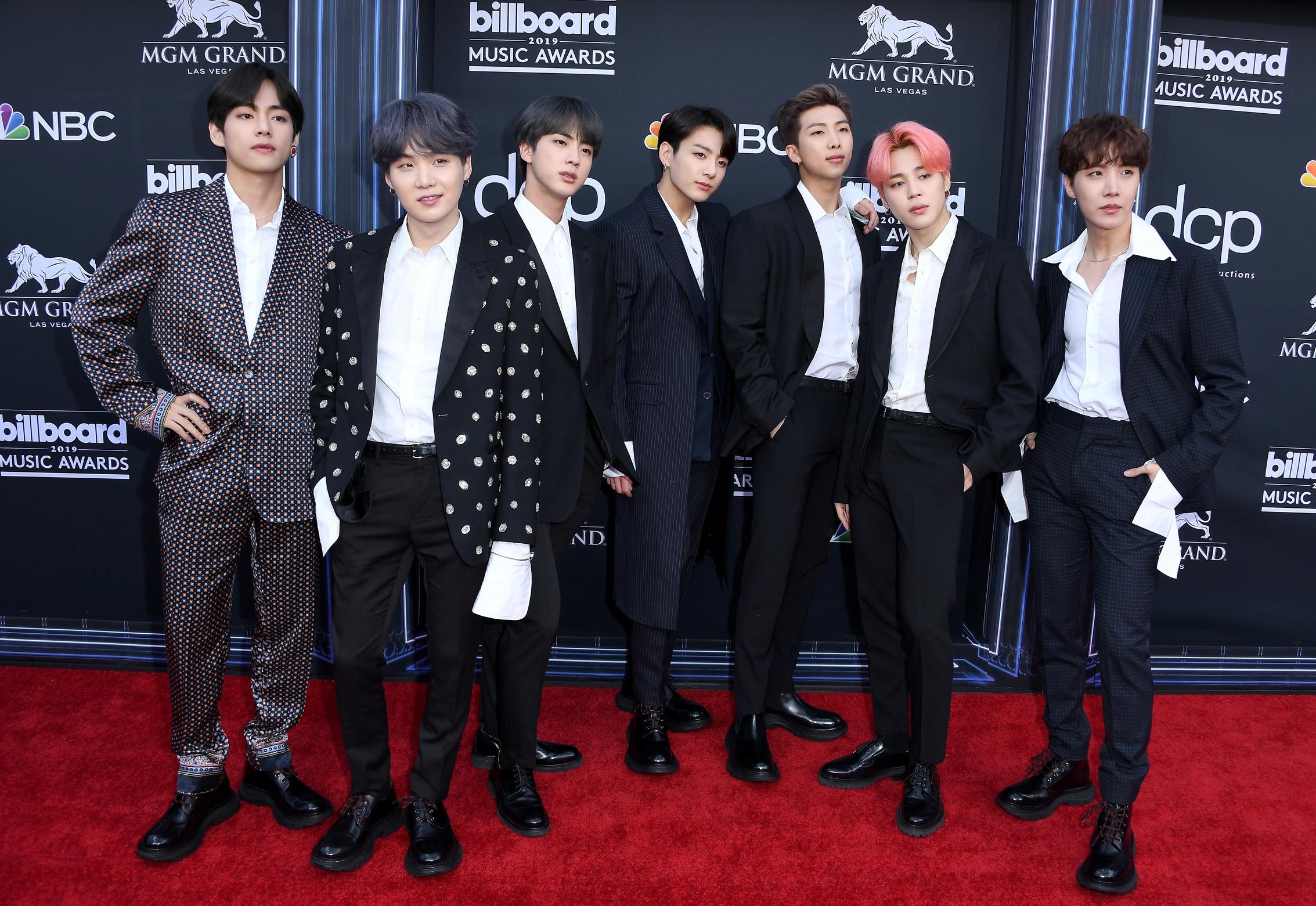 Here's What Fans Can Expect From BTS's Bang Bang Con 2021 - Vimarsana News
