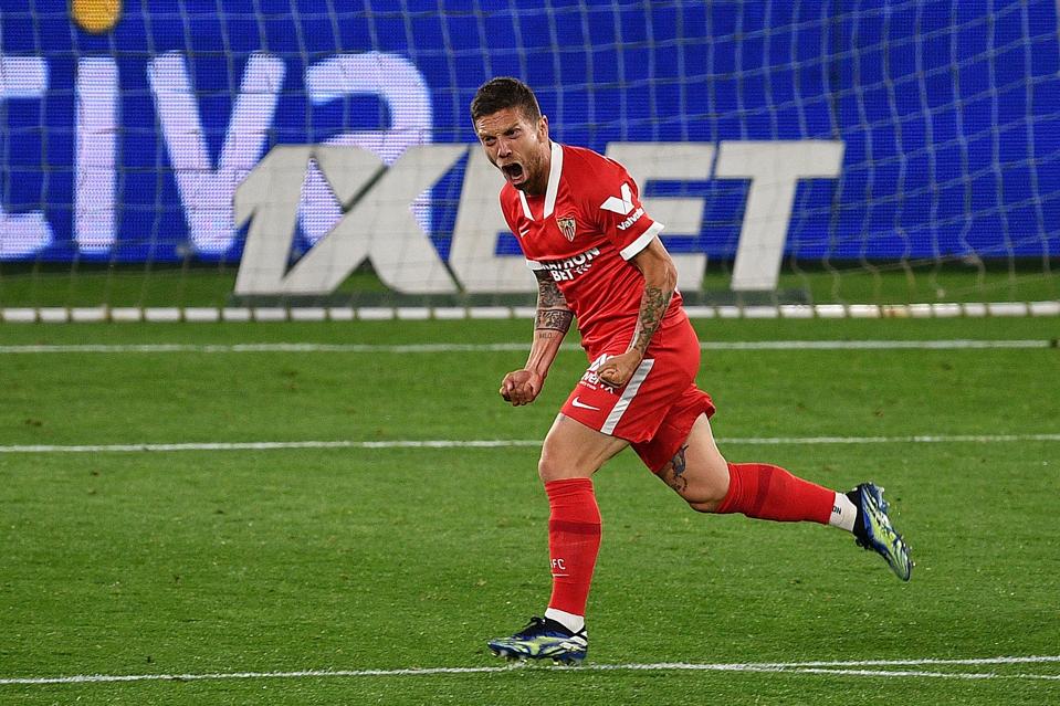 Papu Gomez Strengthens Sevilla Charge As The Race Heats Up On La Liga Week 30 2 RC Celta v Sevilla FC - La Liga Santander