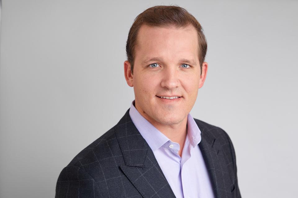 Utilizing AI And Big Data To Reduce Costs And Increase Profits In Departments Across An Organization Patrick Buckner, Chief Strategy Officer at Informative Research Inc.
