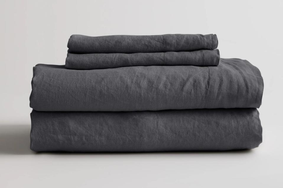 The 8 Best Linen Sheets For Staying Cool While You Sleep