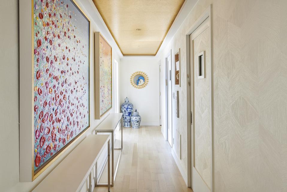 hallway inside yorkville manhattan apartment dr neal schultz warburg nyc